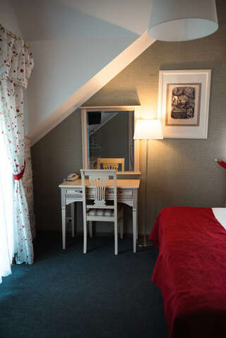 Гостевой дом Гончаровъ Полотняный Завод Двухместный номер с 1 кроватью или 2 отдельными кроватями-2